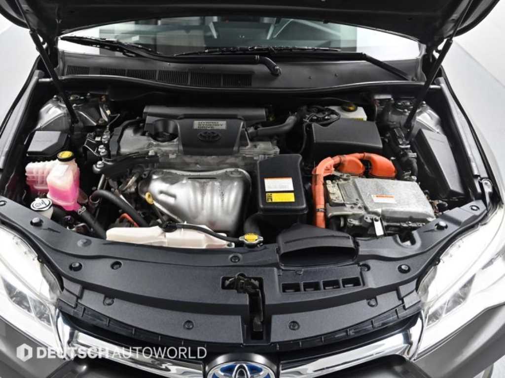 Toyota Camry - Vista 6