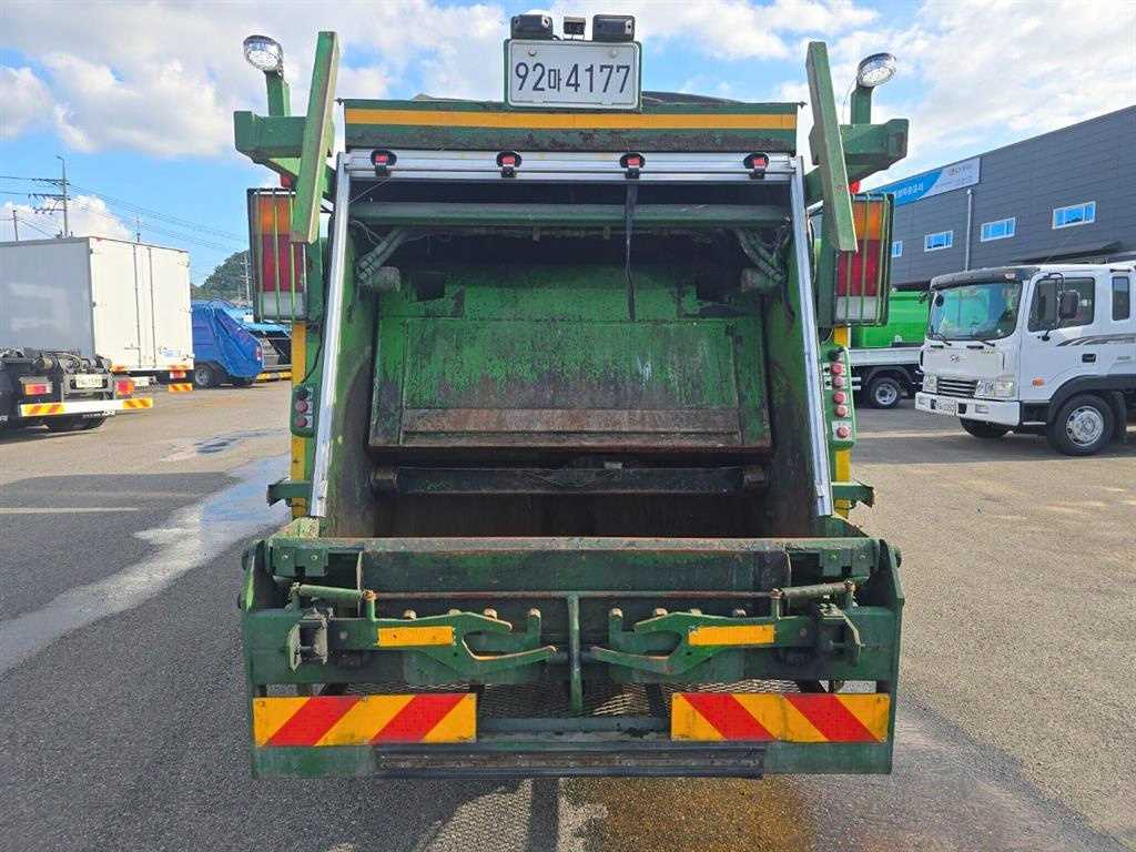 medium and large cargo apChoukJingae - Vista 5