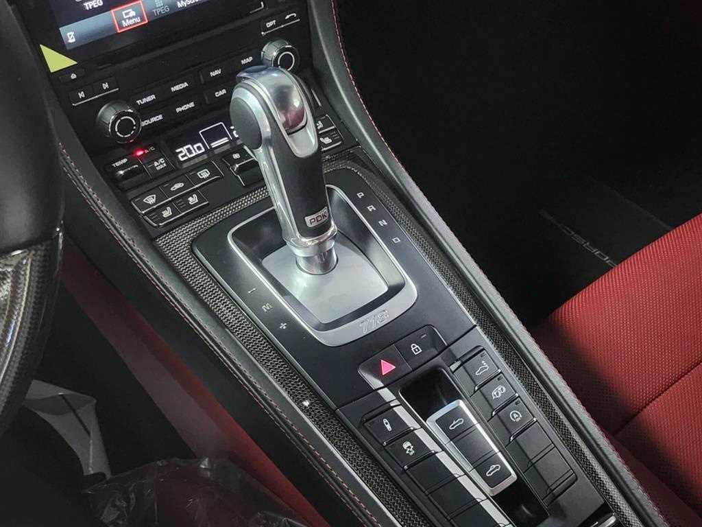 Porsche 718 - Vista 8