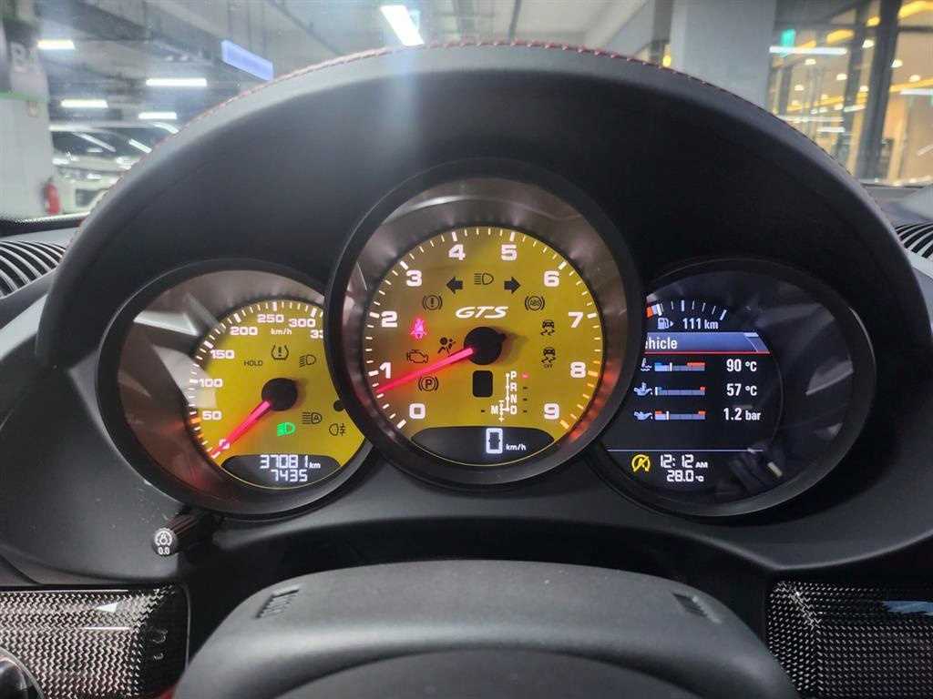 Porsche 718 - Vista 7