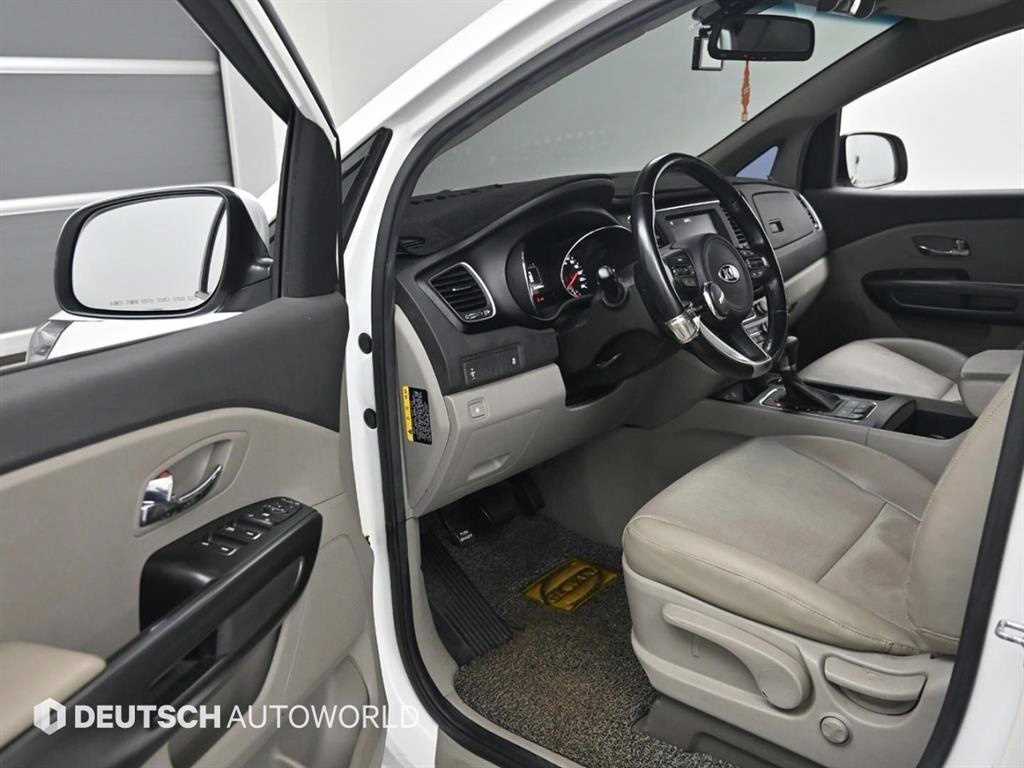 KIA Carnival 2017 Brasil