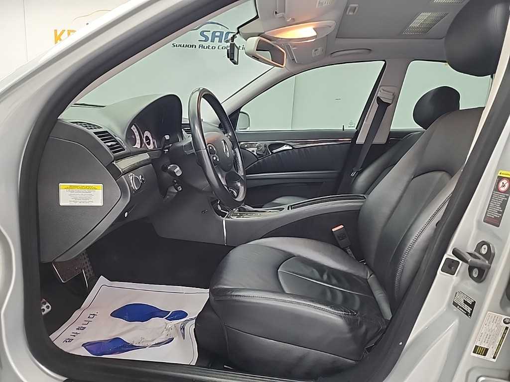 Mercedes Benz E class - Vista 11