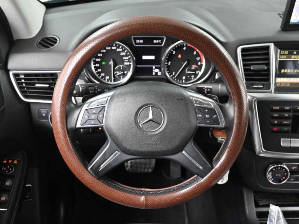 Mercedes Benz M Class 2012 Blanco - Importación desde Corea - HF Imports Iquique - Foto 13