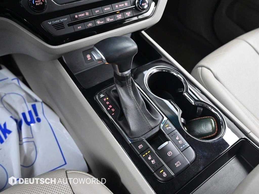 KIA Carnival - Vista 9