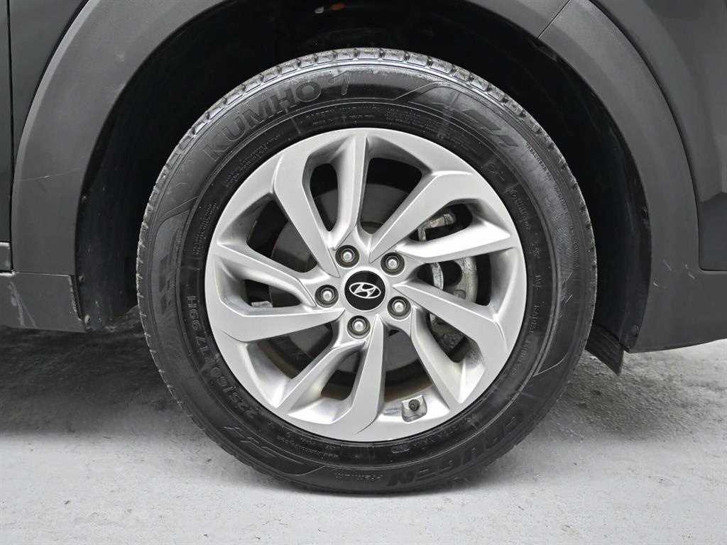 HYUNDAI Tucson - Vista 5