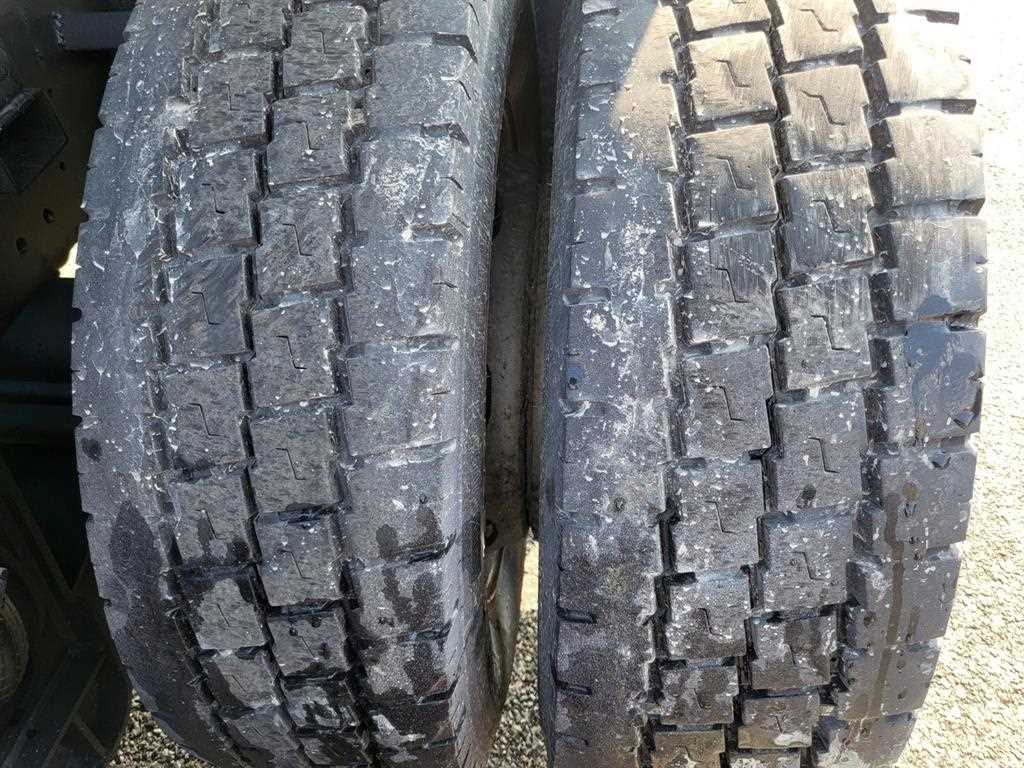 medium and large cargo dump 2012 Blanco - Importación desde Corea - HF Imports Iquique - Foto 14