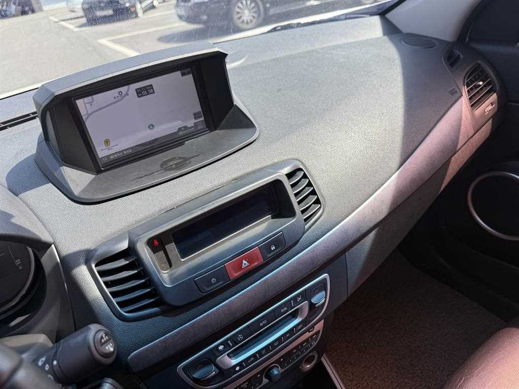 SAMSUNG SM3 - Vista 11