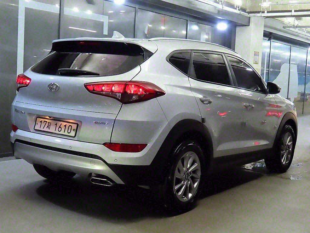 HYUNDAI Tucson - Vista 4