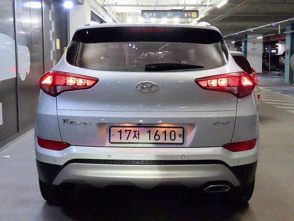 HYUNDAI Tucson - Vista 5