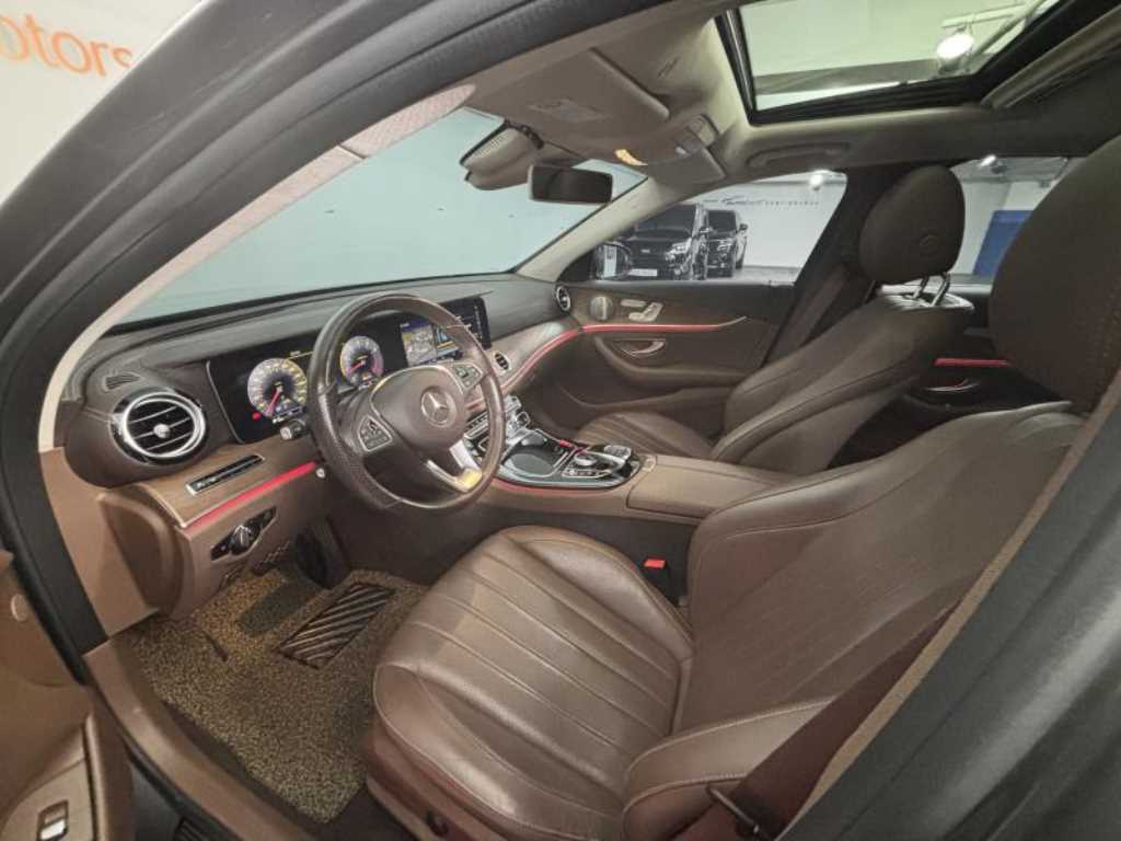 Mercedes Benz E class 2018 Gris - Importación desde Corea - HF Imports Iquique - Foto 14