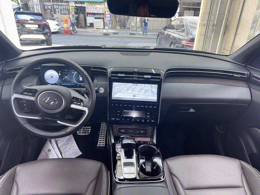 HYUNDAI Tucson - Vista 7