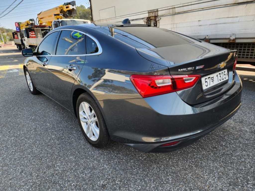 Chevrolet Malibu - Vista 4