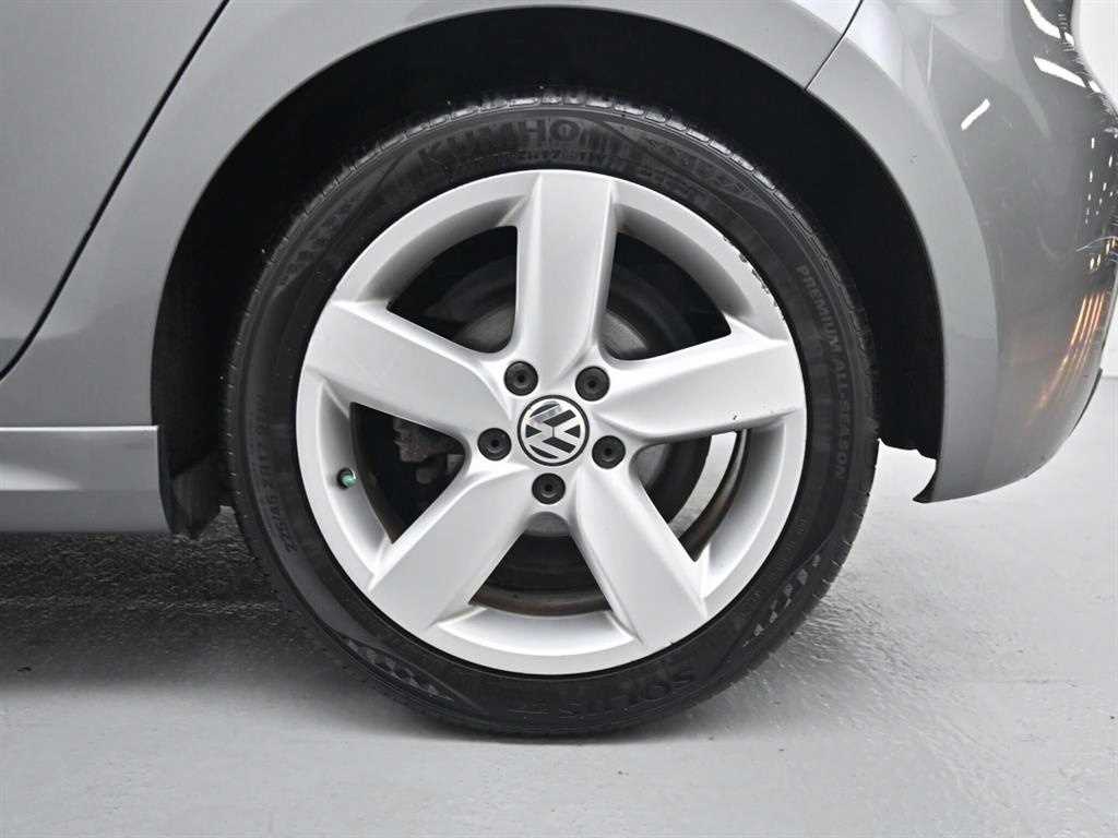 Volkswagen Golf - Vista 5