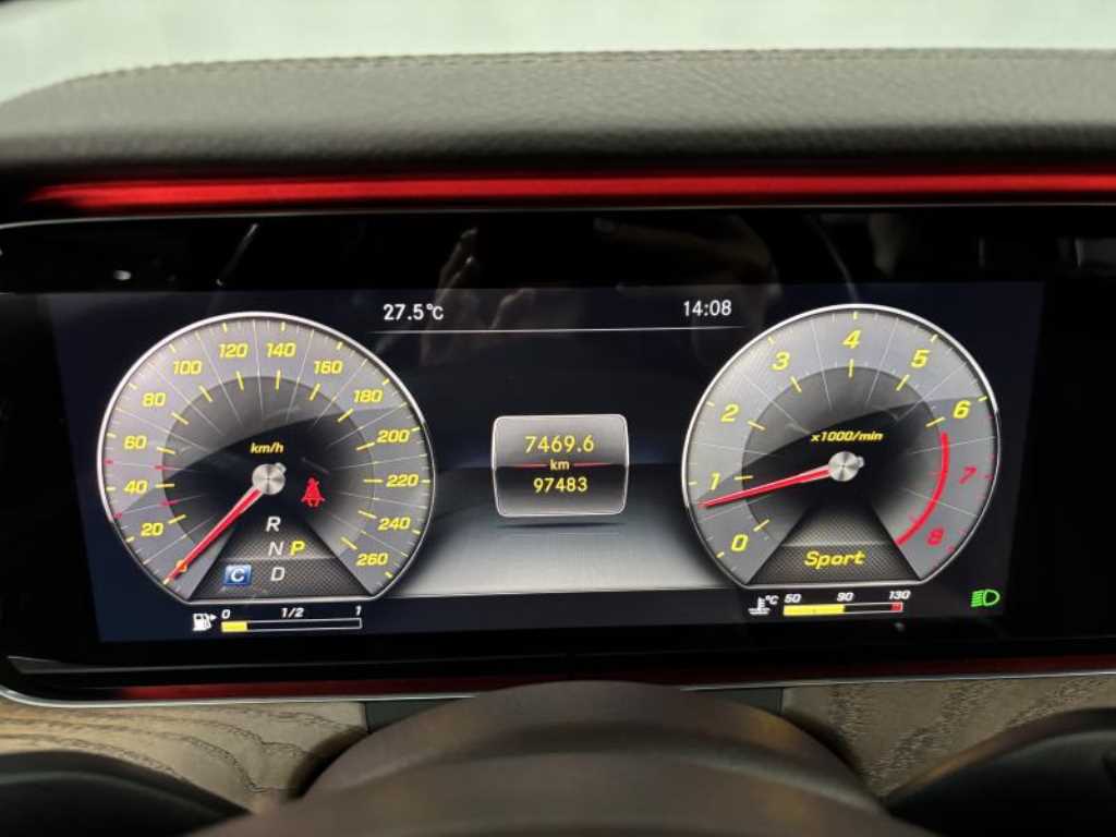 Mercedes Benz E class - Vista 6