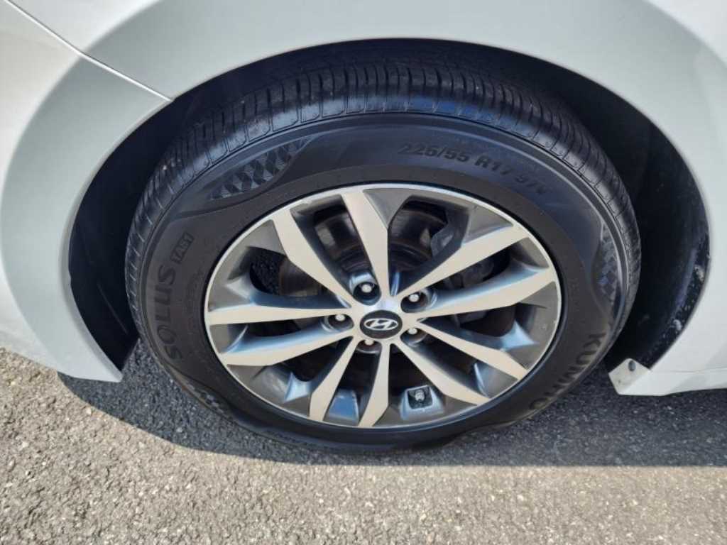 HYUNDAI Grandeur - Vista 7