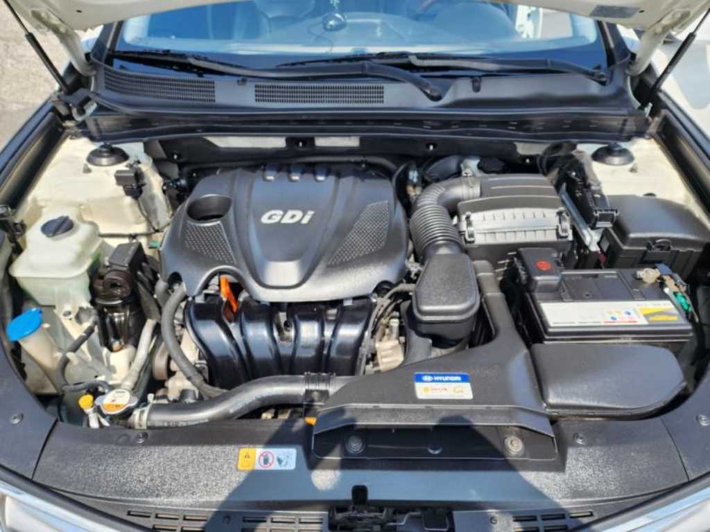 HYUNDAI Grandeur - Vista 8