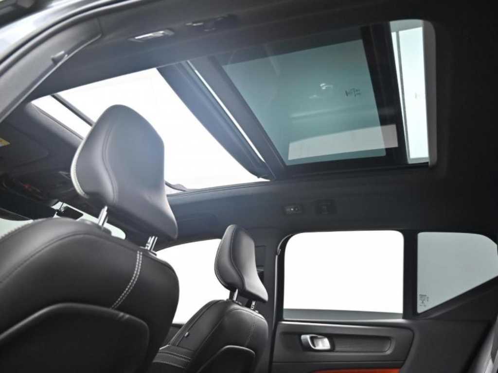 Volvo XC40 2019 - Importación desde Corea - HF Imports Iquique - Foto 19