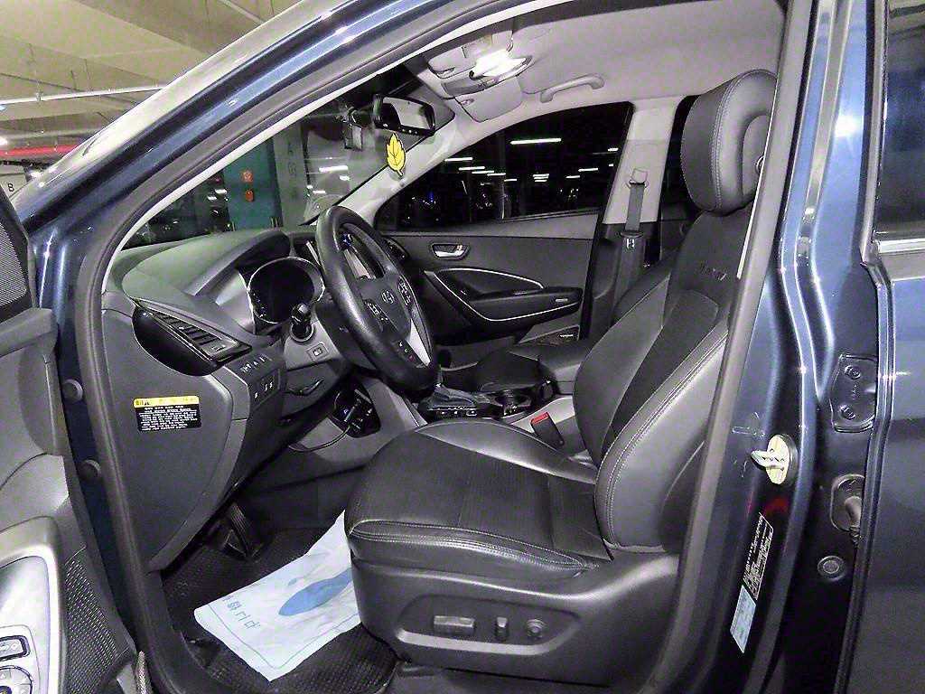 HYUNDAI Maxcruz - Vista 6