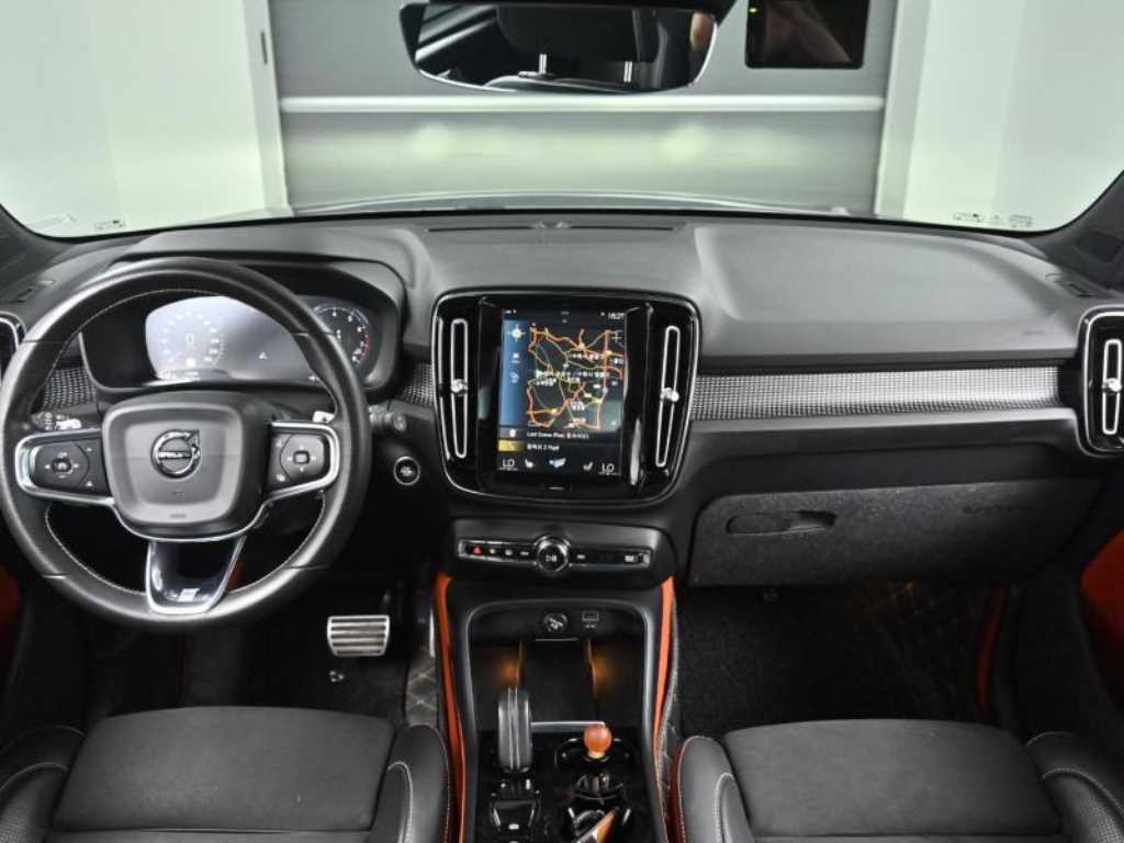 Volvo XC40 - Vista 7
