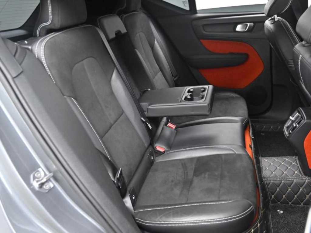 Volvo XC40 - Vista 12