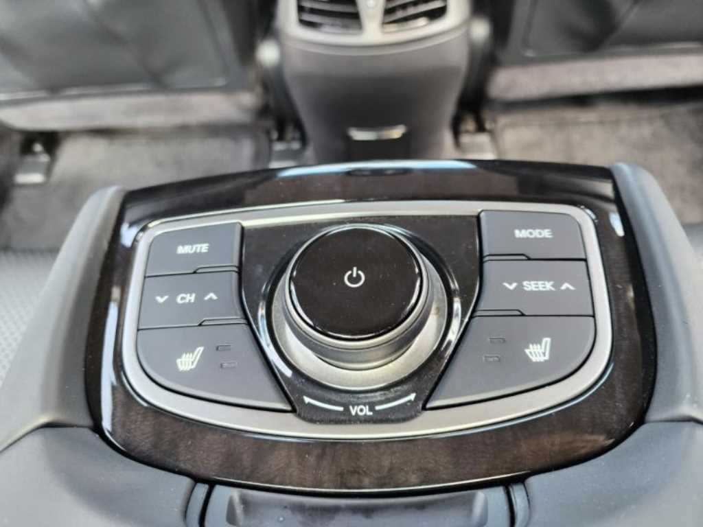 HYUNDAI Grandeur - Vista 10