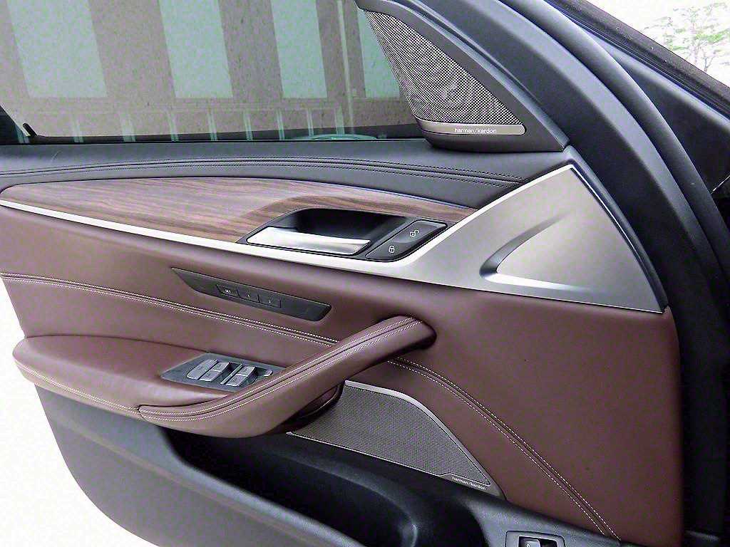 BMW 5 Series - Vista 11