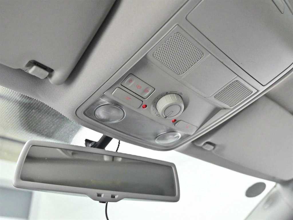 Volkswagen Golf 2013 Gris - Importación desde Corea - HF Imports Iquique - Foto 18