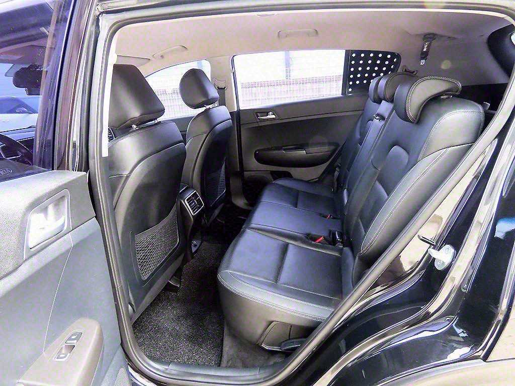 KIA Sportage - Vista 6