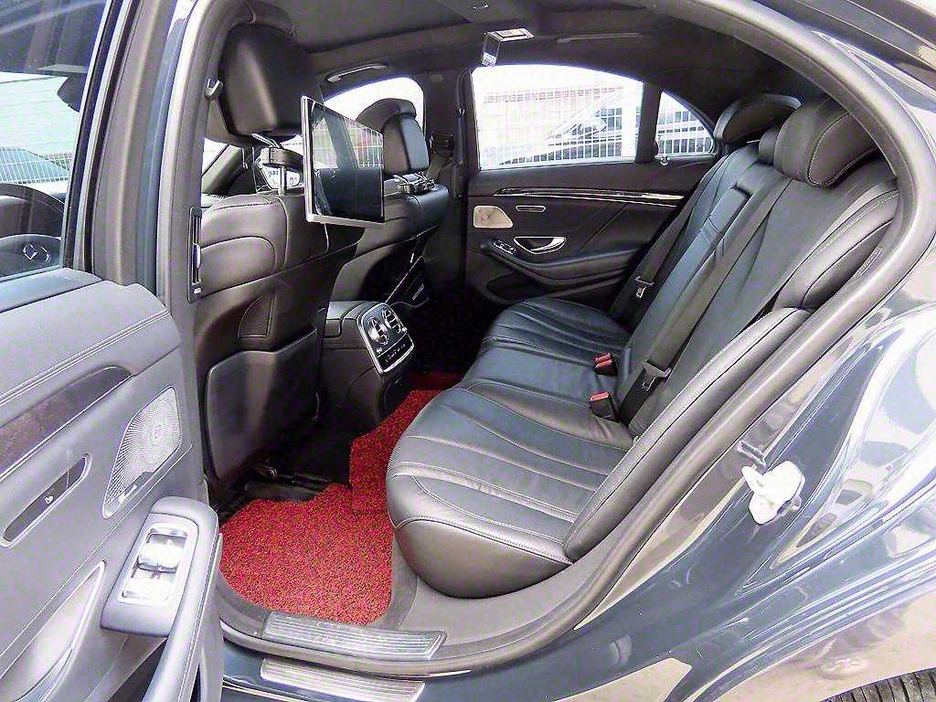 Mercedes Benz S Class - Vista 6