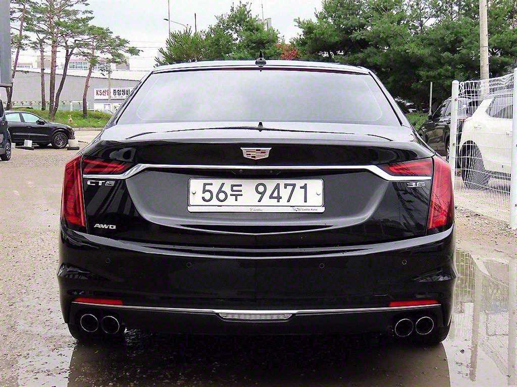 Cadillac CT6 - Vista 4