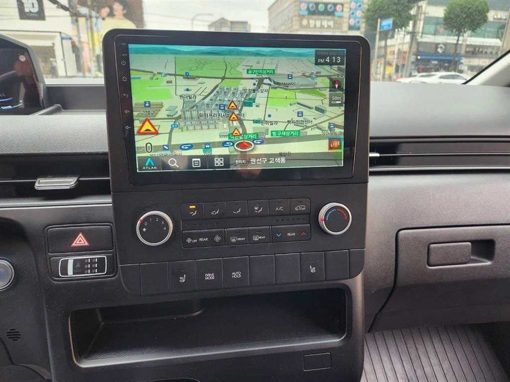 HYUNDAI Staria - Vista 12