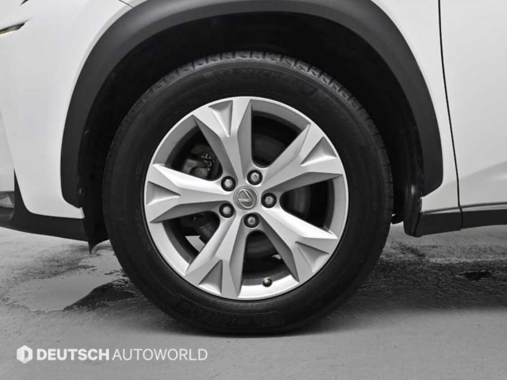 Lexus NX 2017 Blanco - Importación desde Corea - HF Imports Iquique - Foto 20