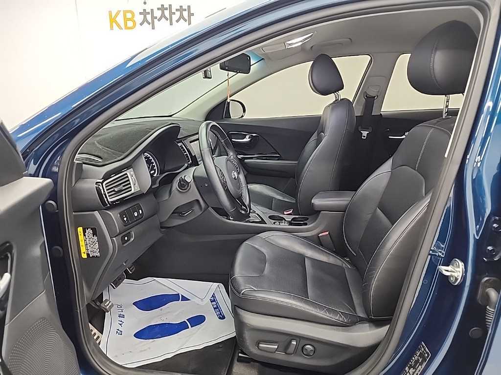 KIA Niro - Vista 11