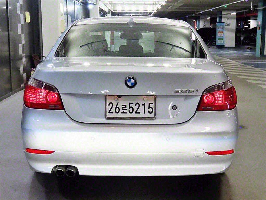 BMW 5 Series - Vista 5