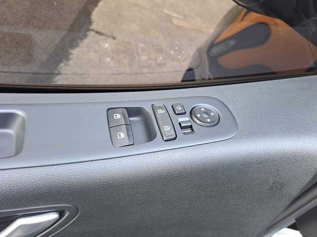 HYUNDAI Staria 2022 Gris - Importación desde Corea - HF Imports Iquique - Foto 17