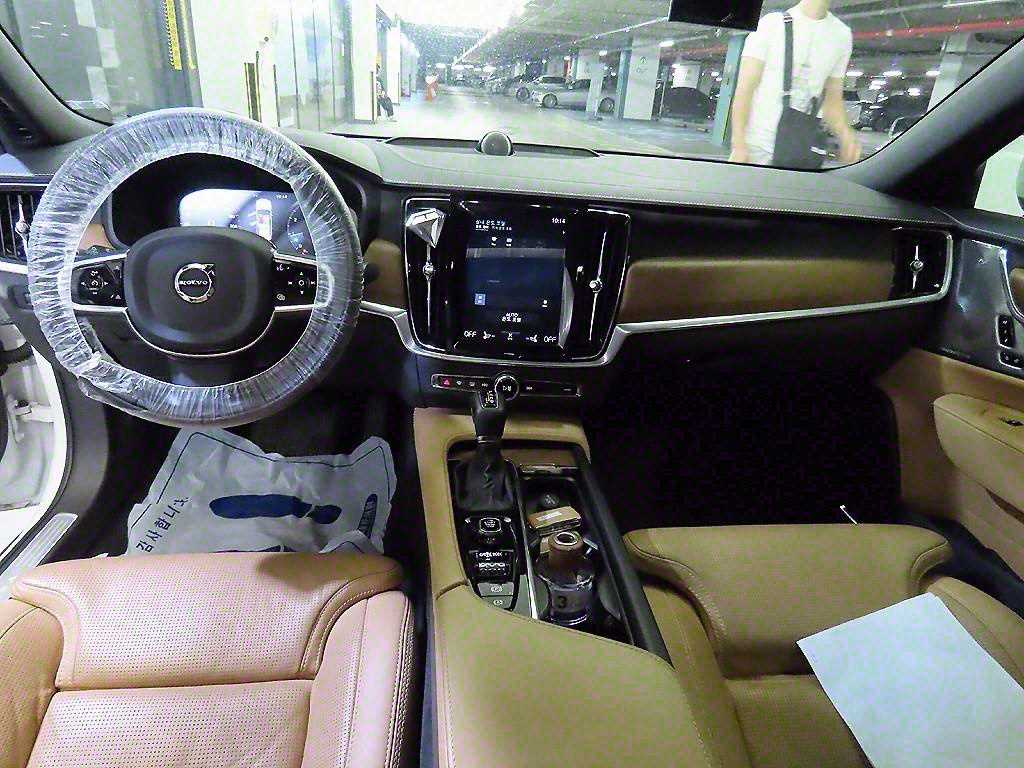 Volvo S90 - Vista 10