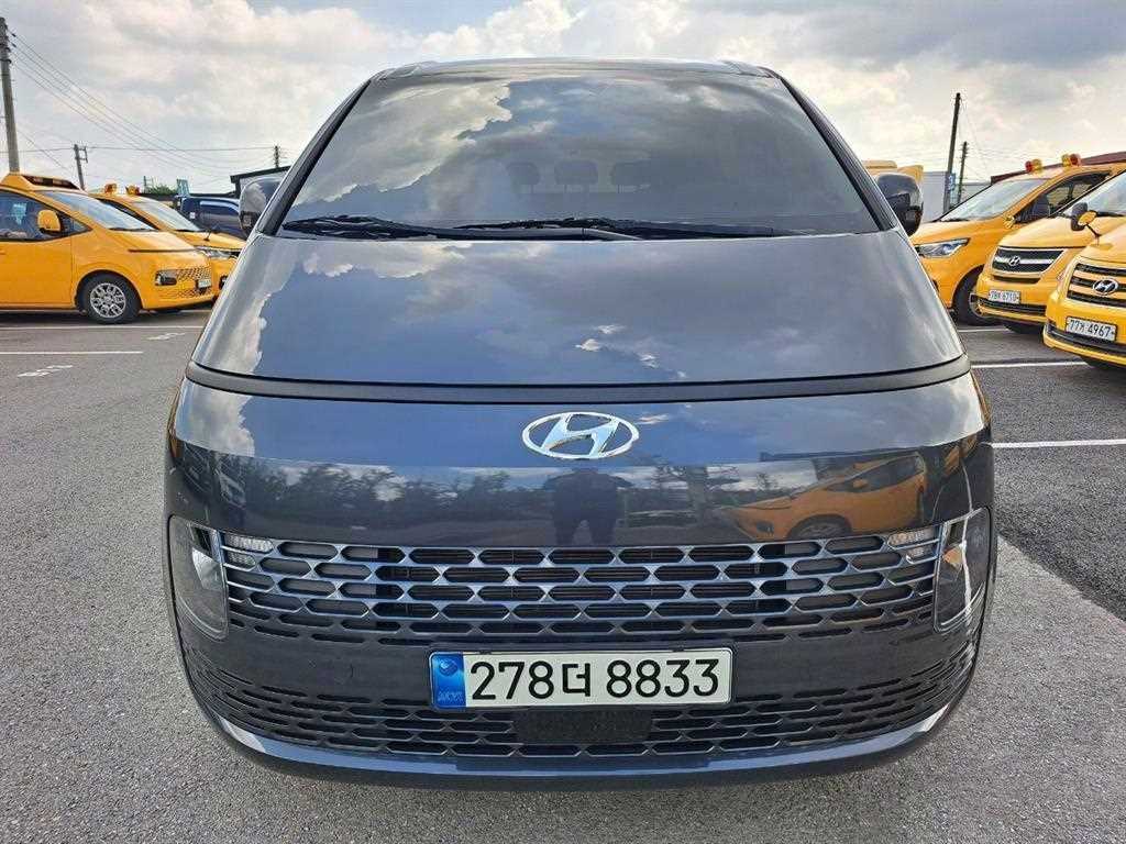 HYUNDAI Staria - Vista 4