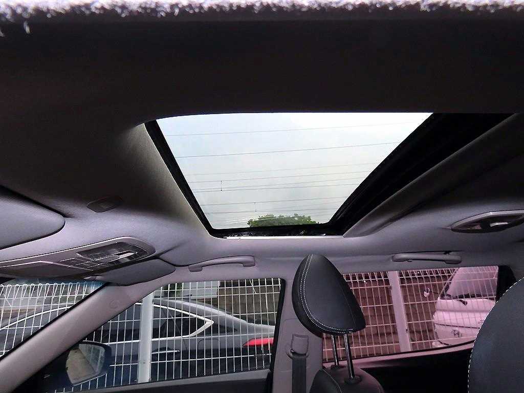 Ssangyong Tivoli 2017 Azul - Importación desde Corea - HF Imports Iquique - Foto 14