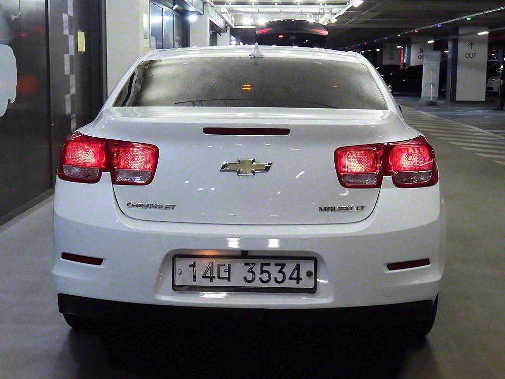 Chevrolet Malibu - Vista 5