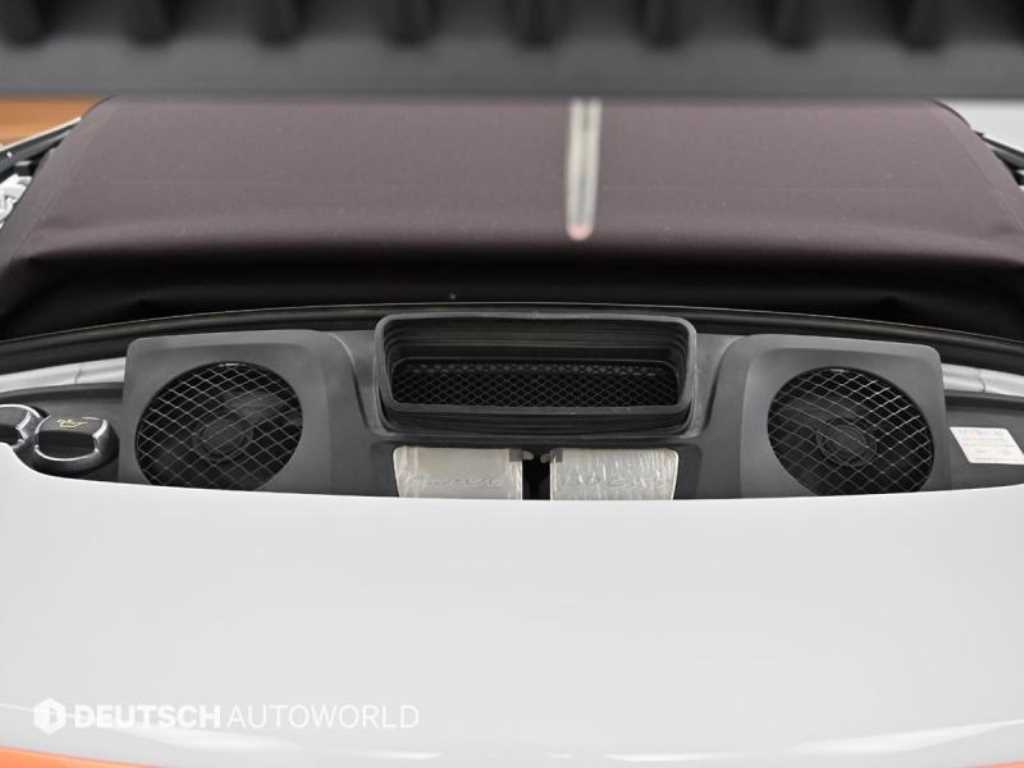 Porsche 911 - Vista 6