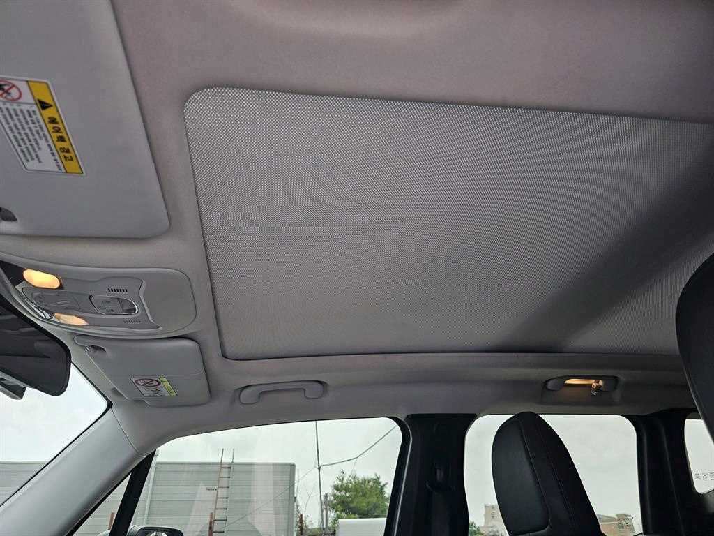 Jeep Renegade 2017 Verde - Importación desde Corea - HF Imports Iquique - Foto 20