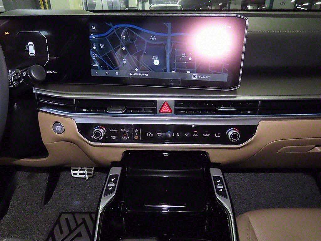 KIA Sorento - Vista 11