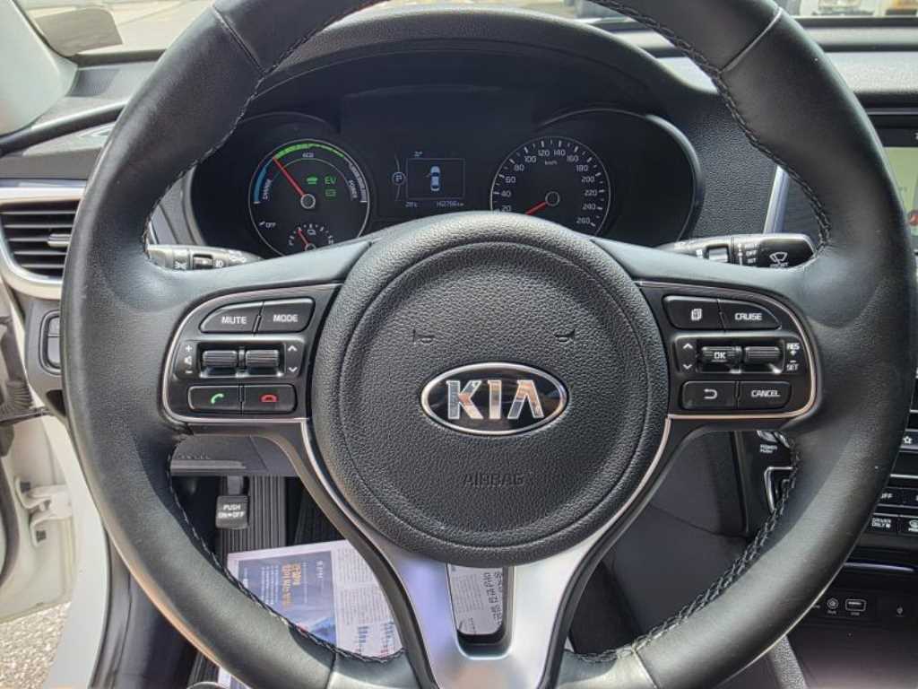 KIA K5 2018 Blanco - Importación desde Corea - HF Imports Iquique - Foto 20