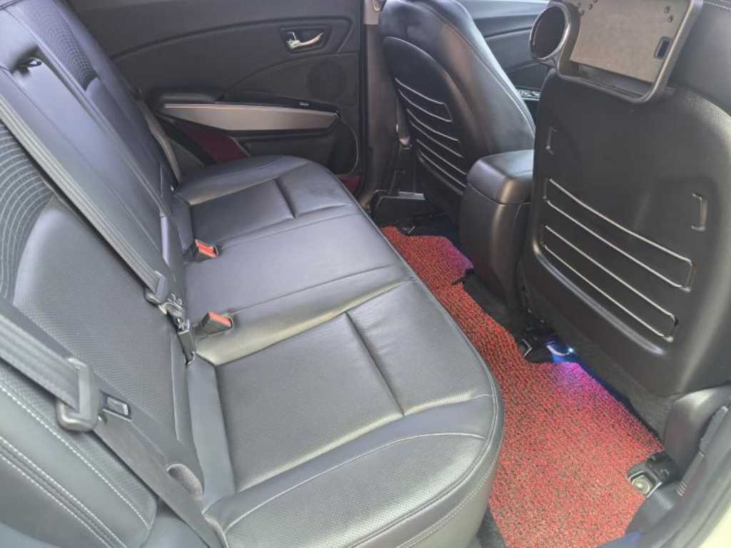 Ssangyong Tivoli 2018 Blanco - Importación desde Corea - HF Imports Iquique - Foto 19