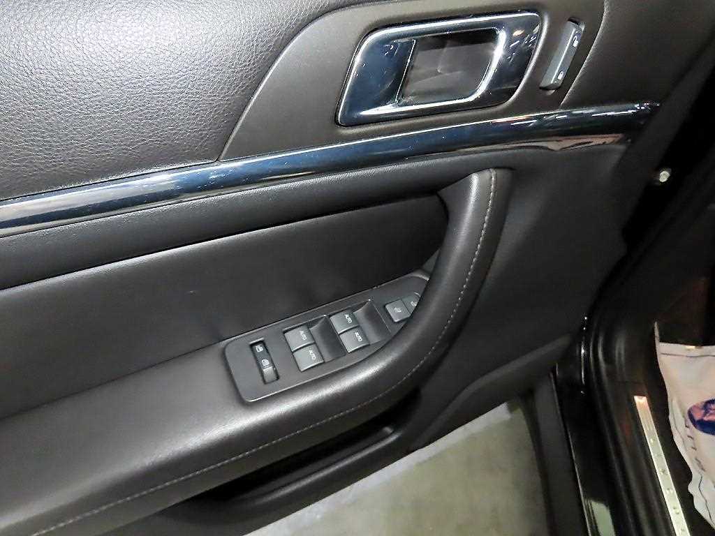 Lincoln MKS 2009 Negro - Importación desde Corea - HF Imports Iquique - Foto 13