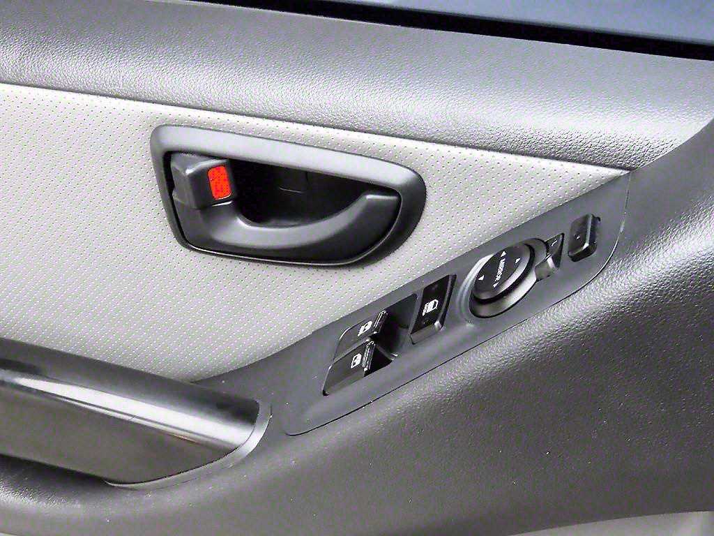 HYUNDAI Starex - Vista 10