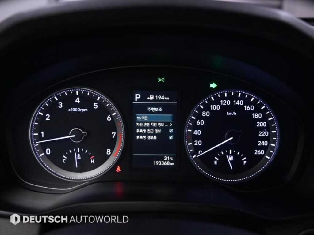 HYUNDAI Grandeur - Vista 6