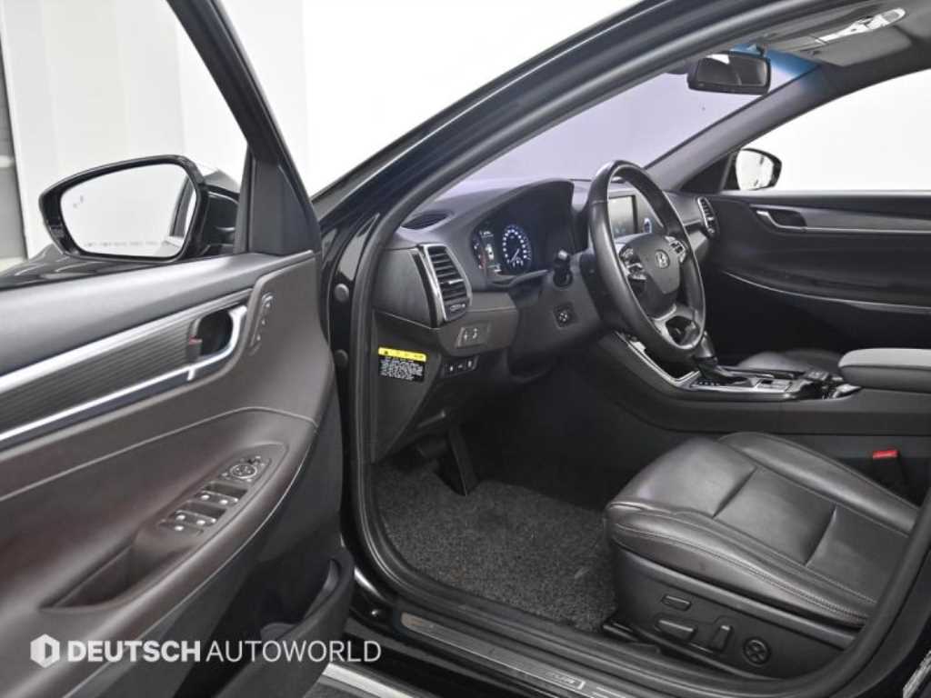 HYUNDAI Grandeur - Vista 11