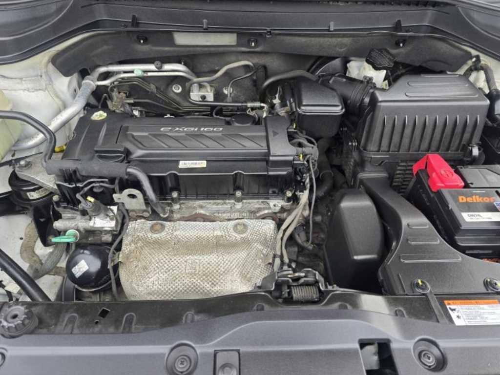 Ssangyong Tivoli - Vista 12