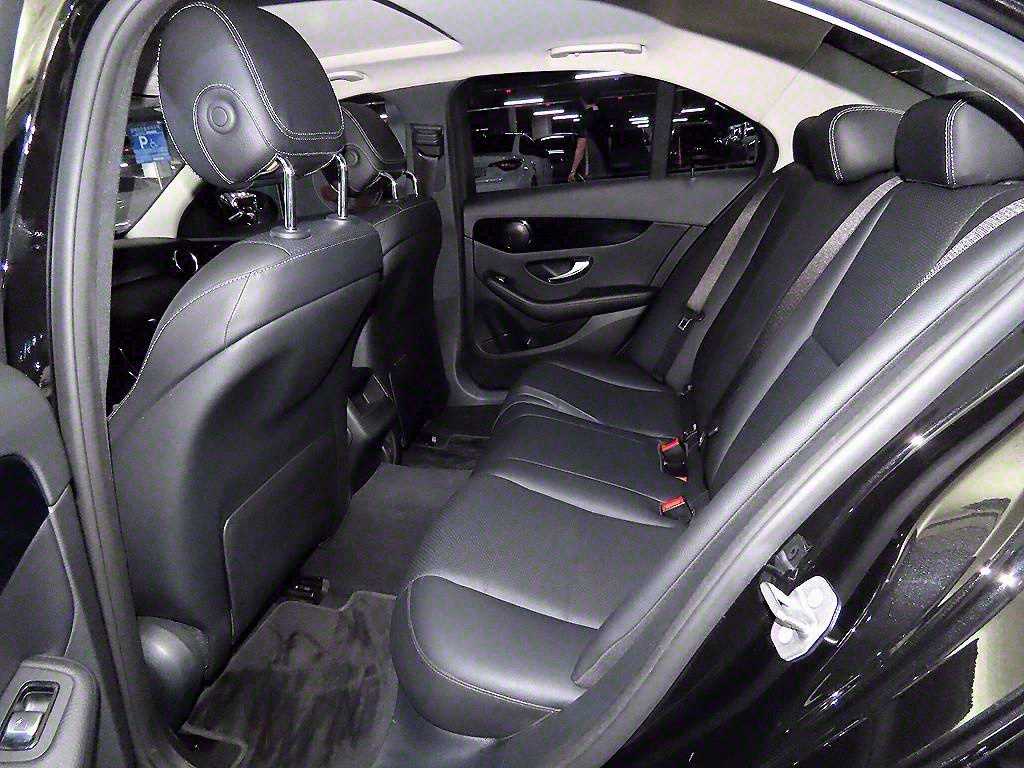 Mercedes Benz C Class - Vista 7